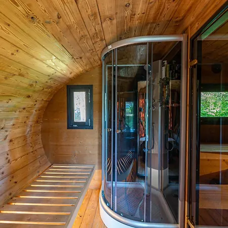 Kullamere Kodumajutus Merekula