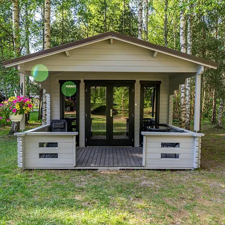 Rum i privatbostad Kullamere Kodumajutus Merekula