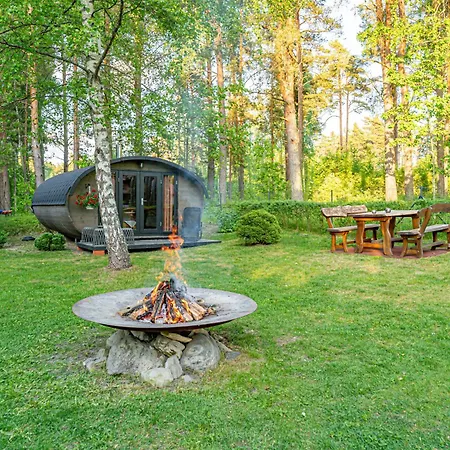 Quarto em Acomodações Particulares Kullamere Kodumajutus Merekula