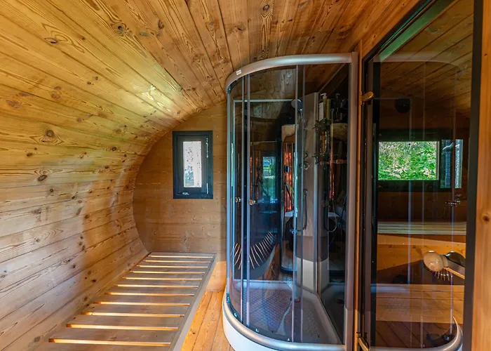 Kullamere Kodumajutus Merekula