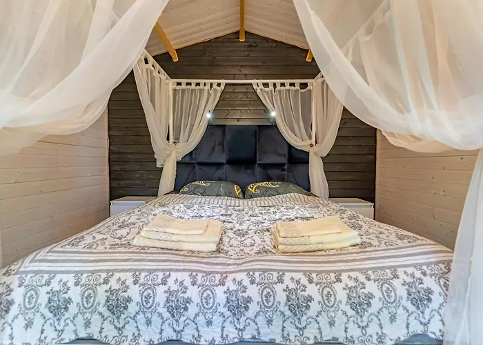 Rum i privatbostad Kullamere Kodumajutus Merekula