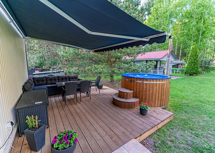 Kullamere Kodumajutus * Merekula